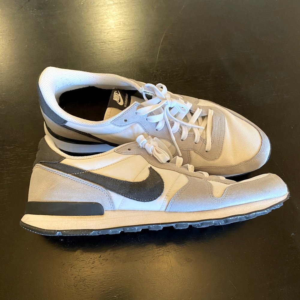 Nike internationalist. White size 12